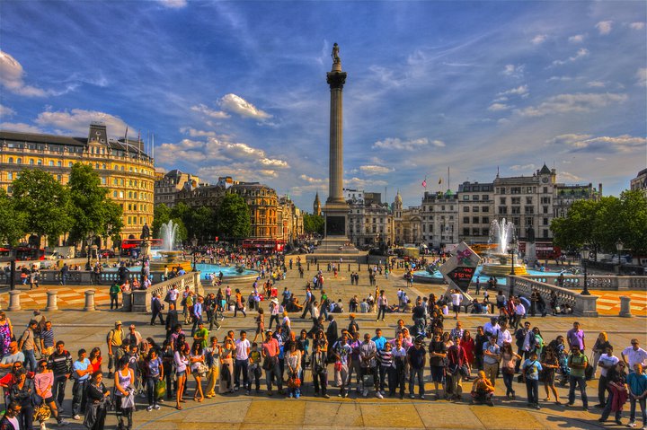 Aspettando le olimpiadi (Trafalgar Square).jpg